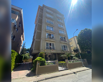 YEŞİLVADİ APARTMANI